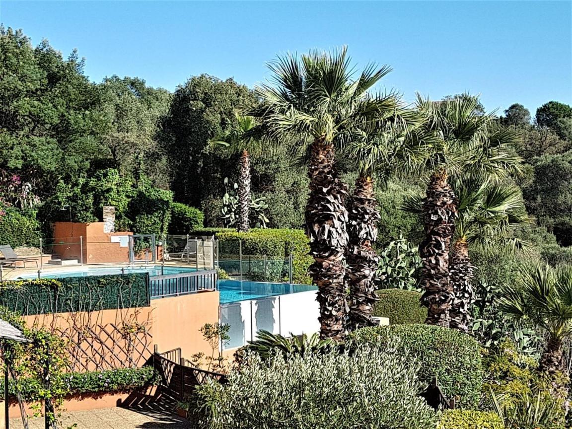Superbe Duplex 35M2 Vue Mer Avec Piscine Bormes-les-Mimosas Buitenkant foto